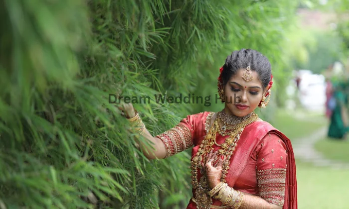 Vijils Bridal Makeover Studio